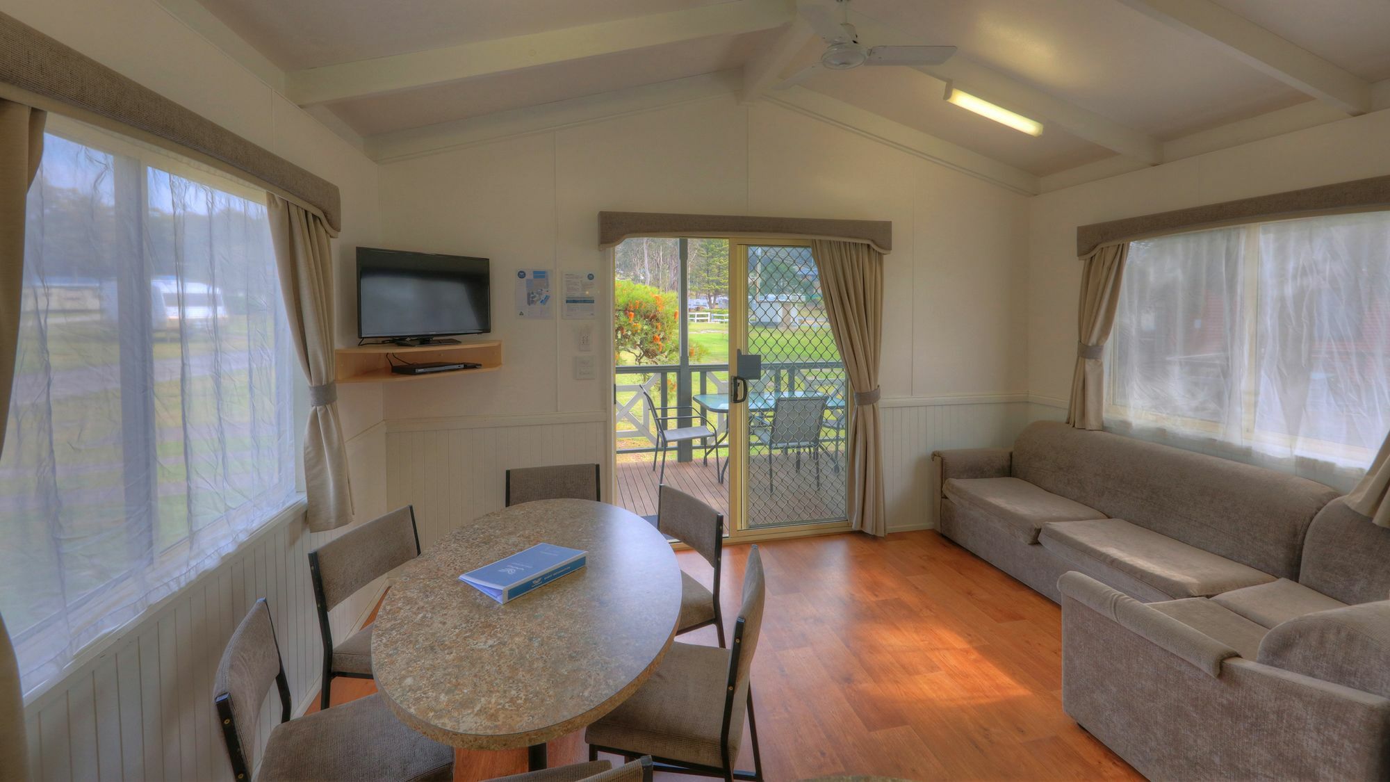 Eden Gateway Holiday Park Bagian luar foto