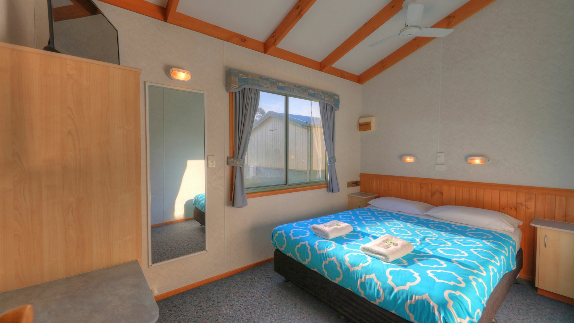 Eden Gateway Holiday Park Bagian luar foto